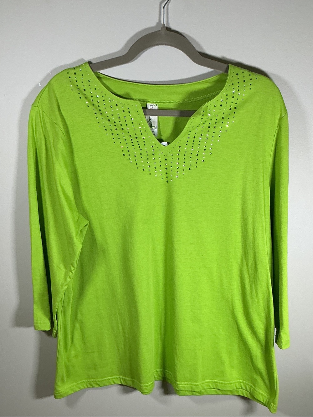 Endless Designs Women’s Neon Green Rhinestone Top XL 3/4 Sleeve Bling Tee